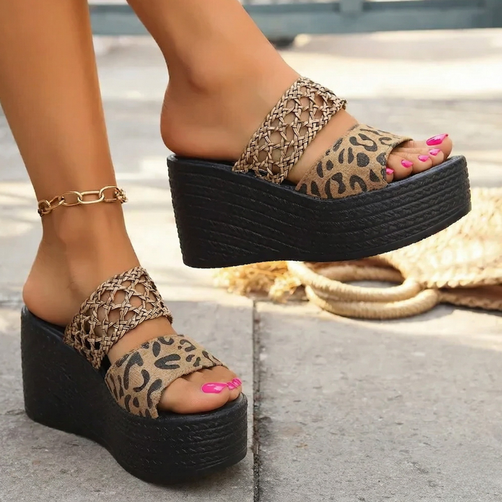 Mara – T-Bar Flat Sandal