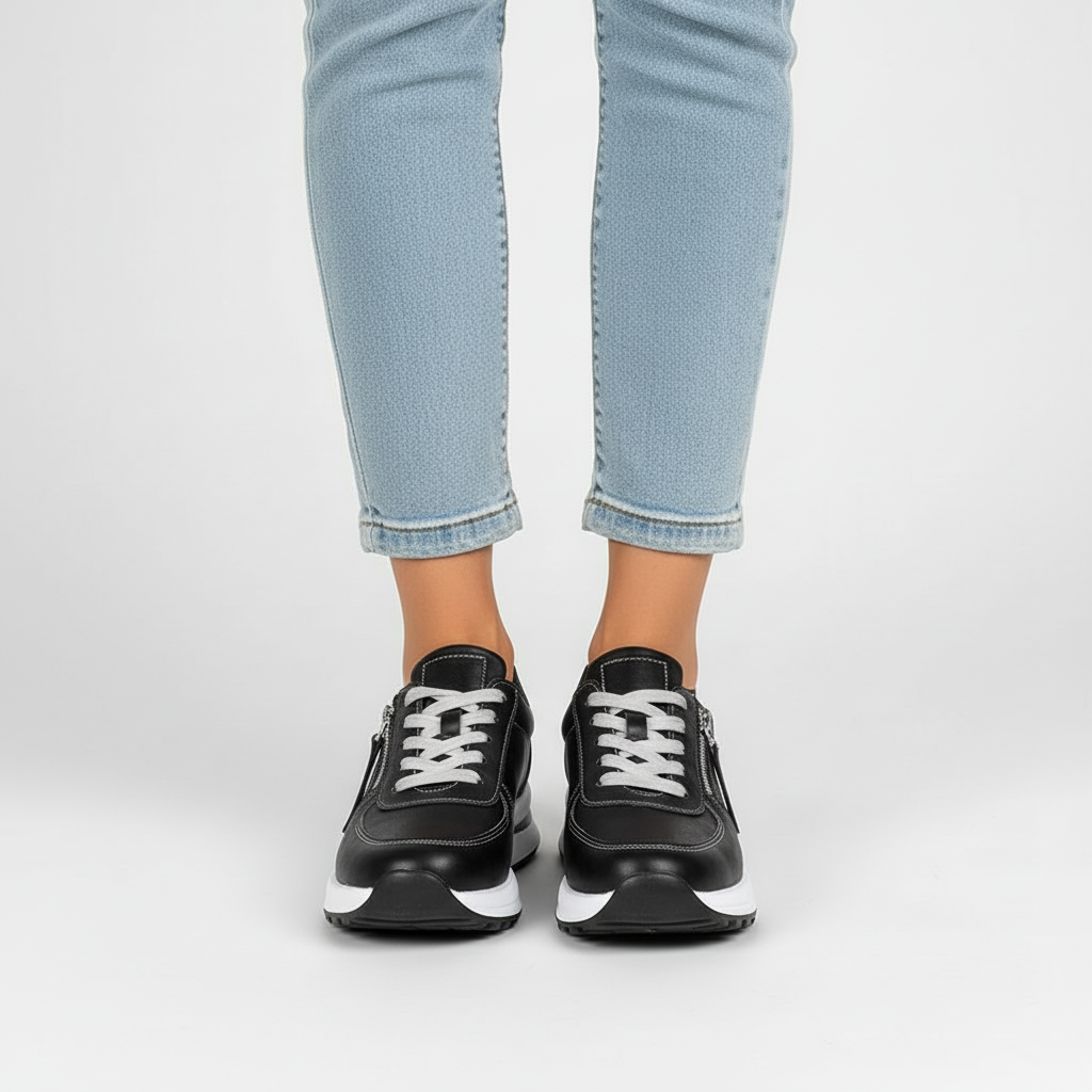 Lúmina Zip Sneaker