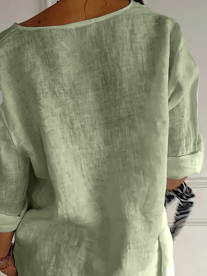 Sinéad - V-Neck Button Pullover Top