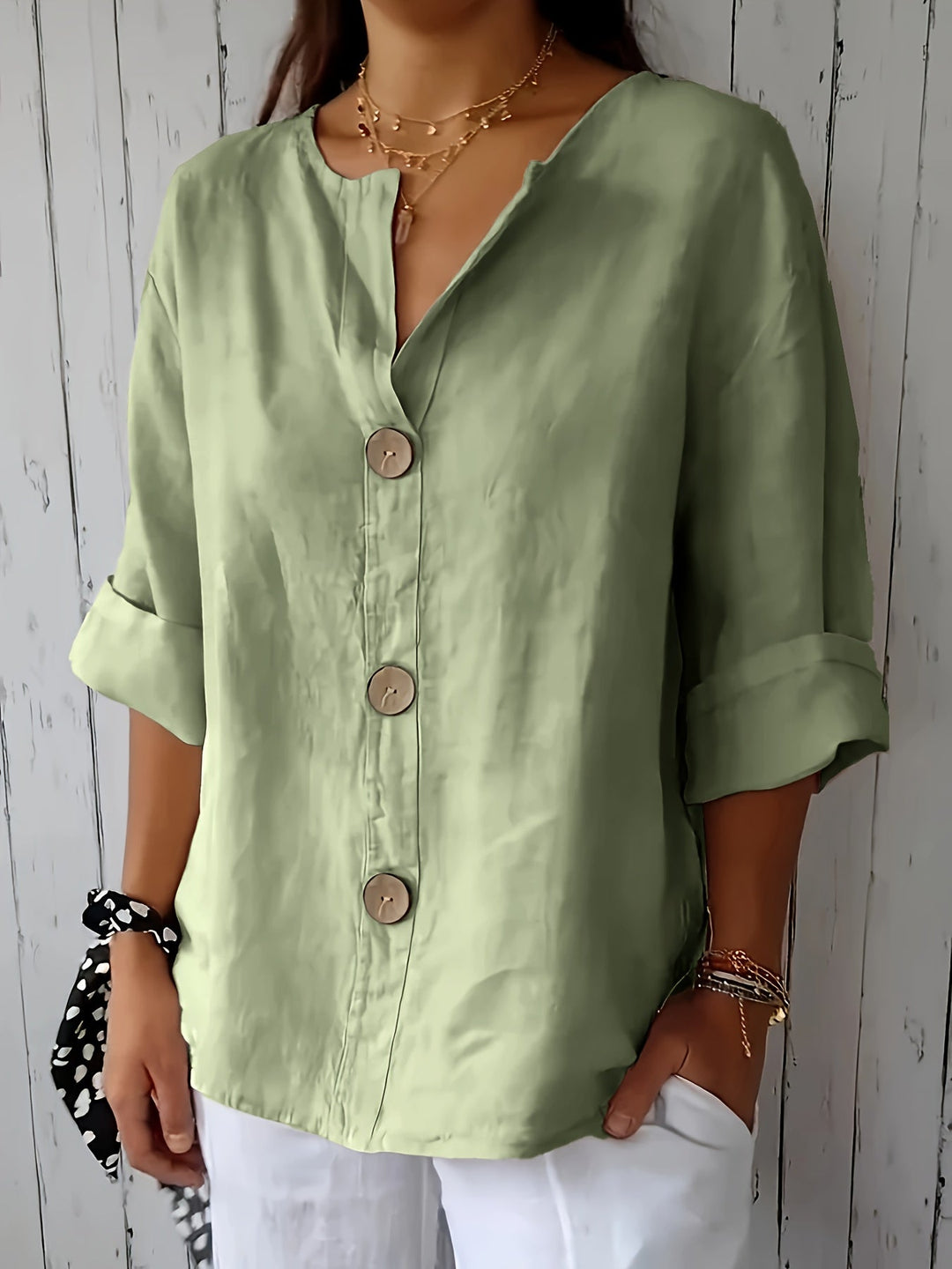 Sinéad - V-Neck Button Pullover Top